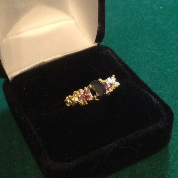 Elegant Genuine Sapphire & Amethyst Ring - Picture 3 of 12